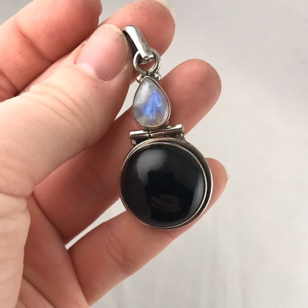 Sterling moonstone and black onyx pendant